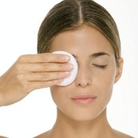 diy eye make-up remover :: better than store bought?