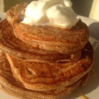 Cinnamon Protein Pancakes :: Low Carb Delight